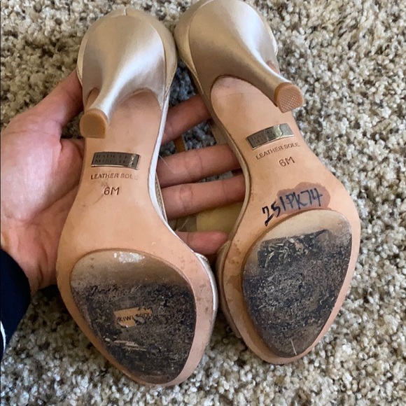 Badgley Mischka Kiwi Sandals - Picture 4 of 6